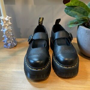 Addina Flower Buckle Leather Maryjane Platform Shoes Dr. Martens size 7 Ladies